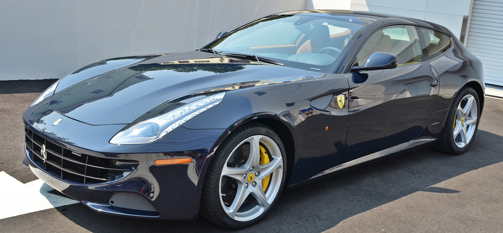 Two-stage paint correction on a dark car